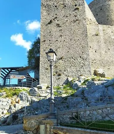 G-house * Rocca di Cave