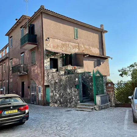 G-house * Rocca di Cave